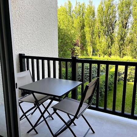 Ferienwohnung Le Garden - Studio Refait A Neuf Proche Mer Et Commerces Cabourg Exterior foto